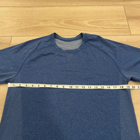 Lululemon Metal Vent Tech Short Sleeve T-Shirt Men's M Blue Athletic Activewear - Picture 2 of 6
